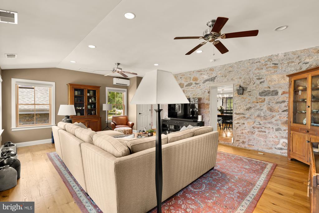 1102 DULANEY GATE CIRCLE