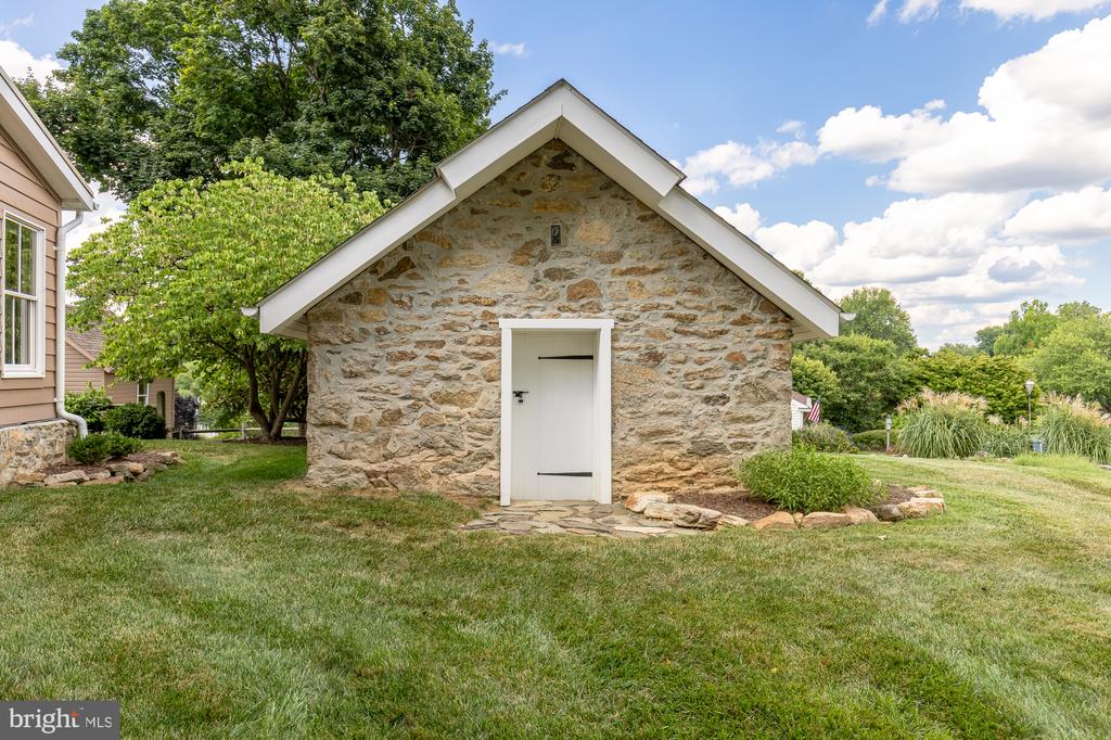 1102 DULANEY GATE CIRCLE