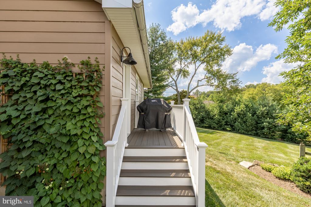 1102 DULANEY GATE CIRCLE