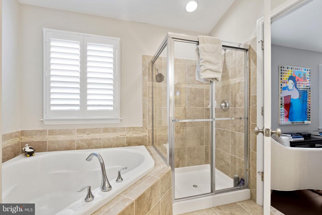 14017 FOX HILL ROAD