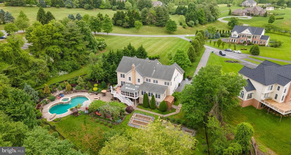 3211 Brinkburn Dr