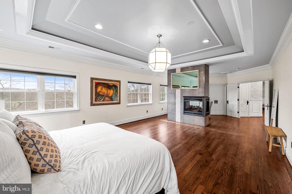 3211 Brinkburn Dr
