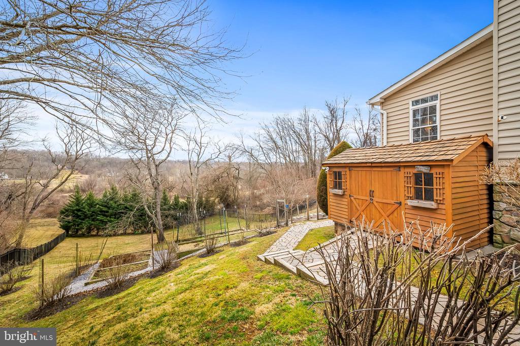 3211 Brinkburn Dr