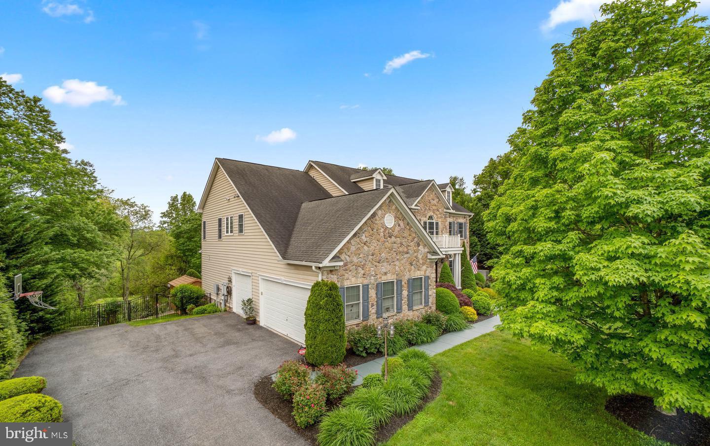 3211 Brinkburn Dr