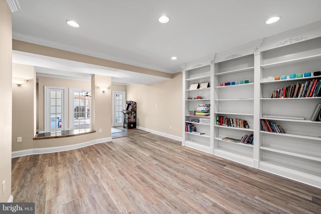 3211 Brinkburn Dr