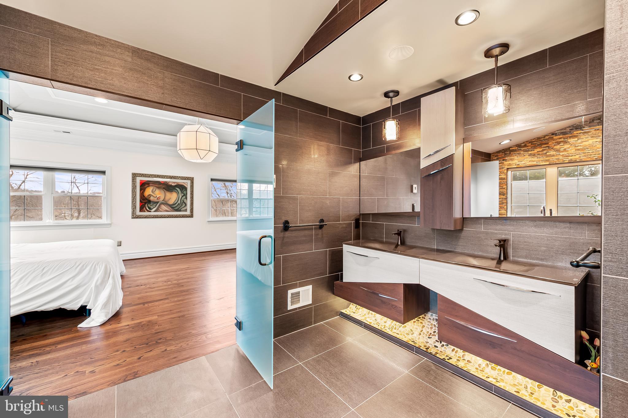 3211 Brinkburn Dr