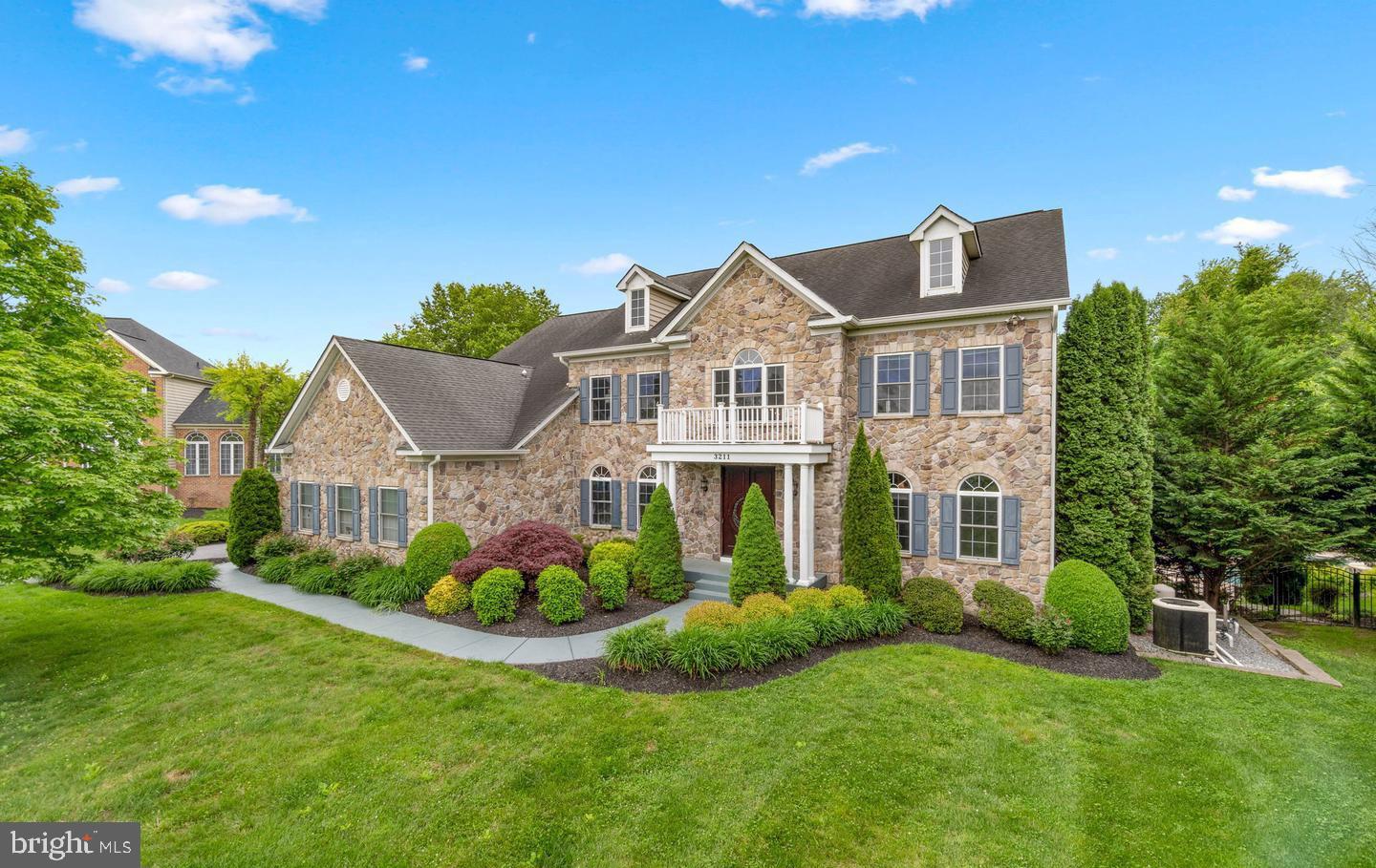 3211 Brinkburn Dr
