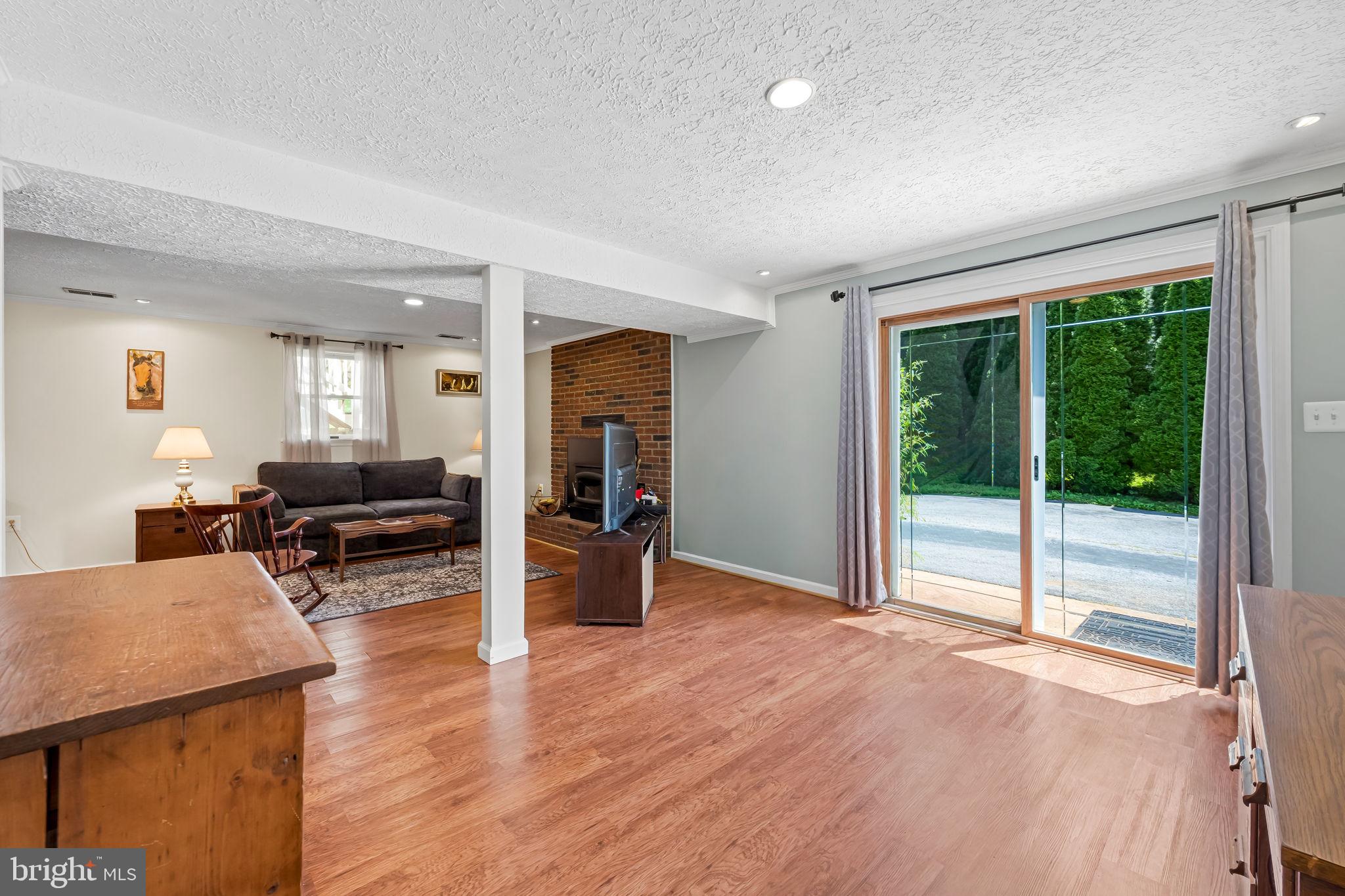 6415 HICKORY LANE
