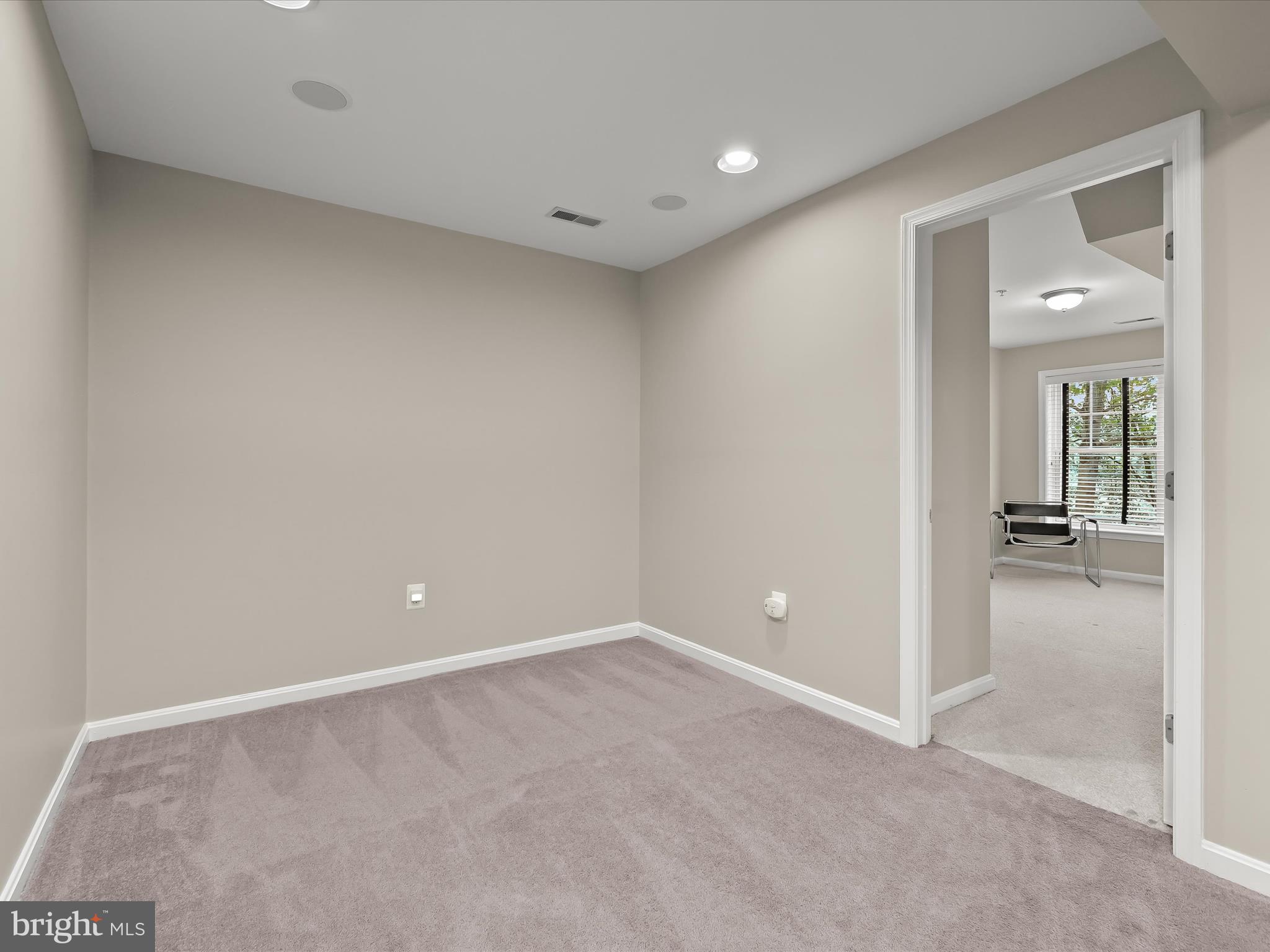 2129 Turnberry Way #11