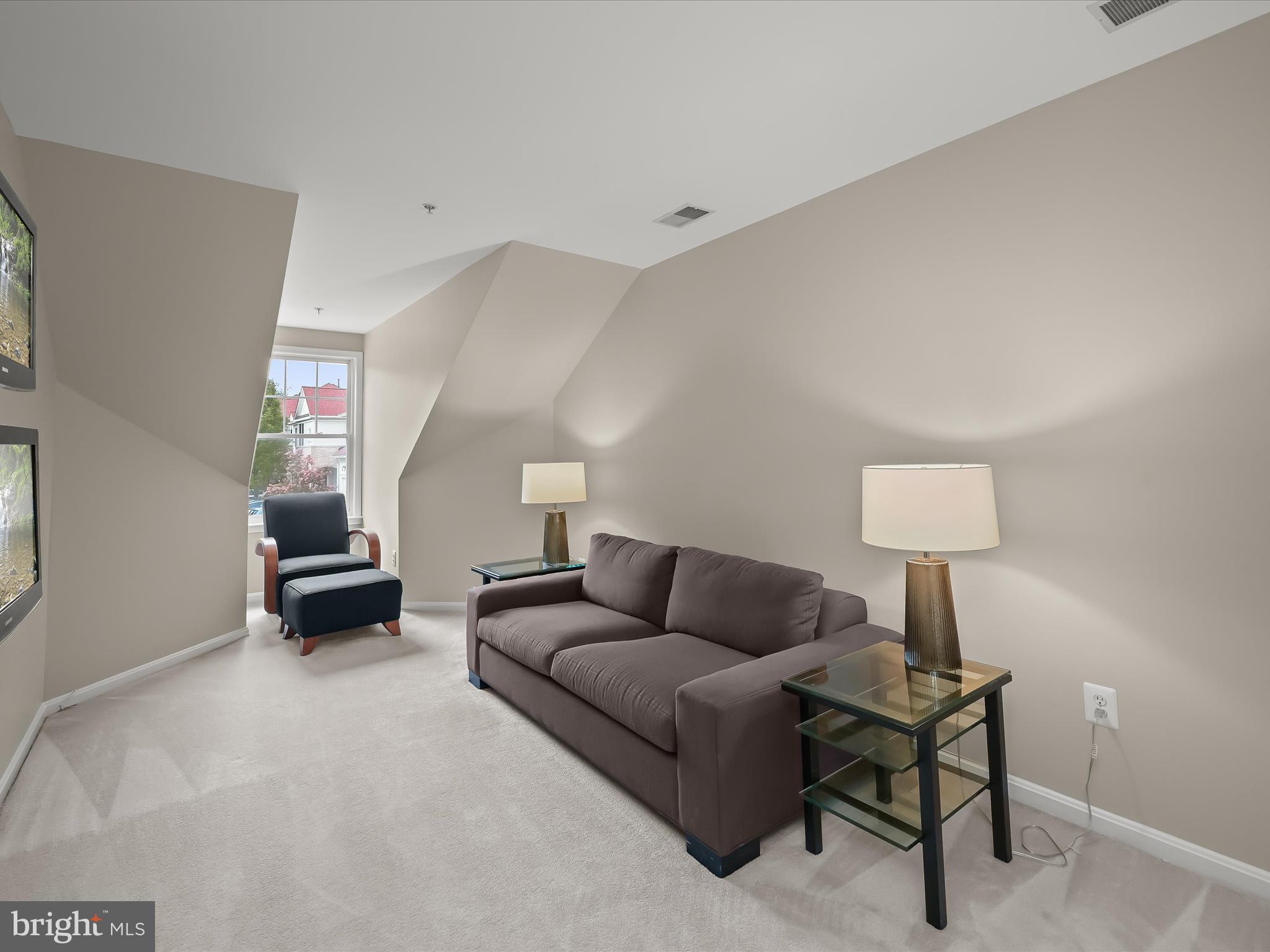 2129 Turnberry Way #11