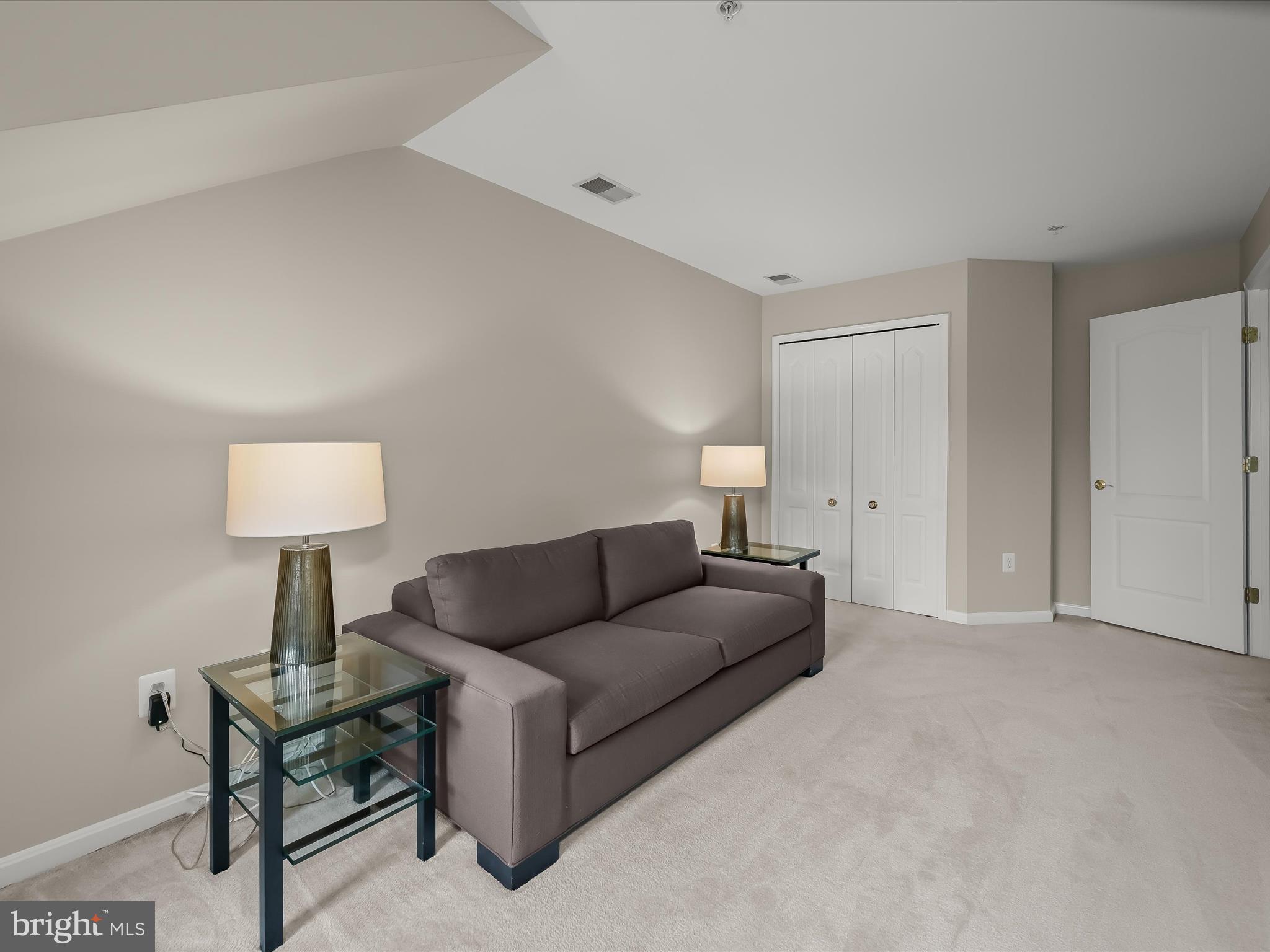 2129 Turnberry Way #11