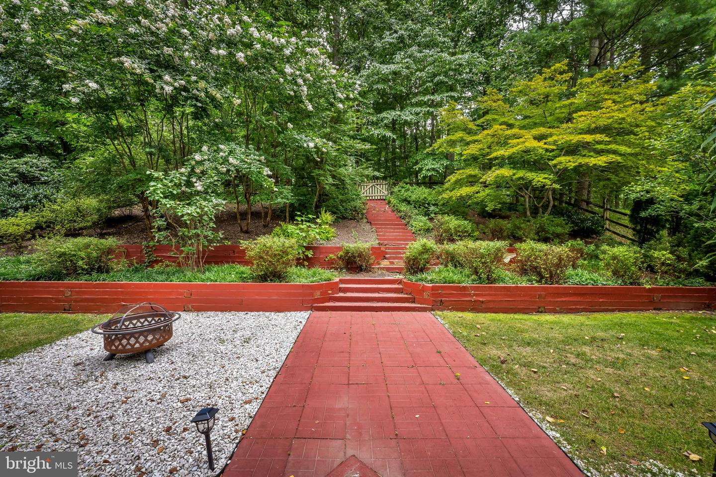 5447 Wooded Way