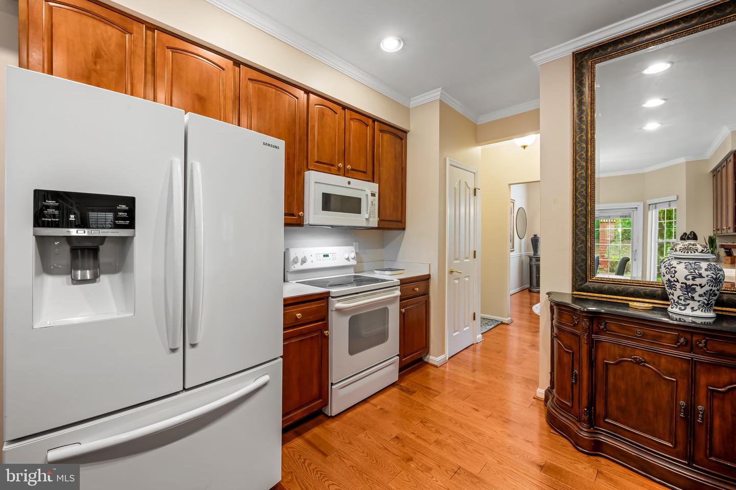 5447 Wooded Way