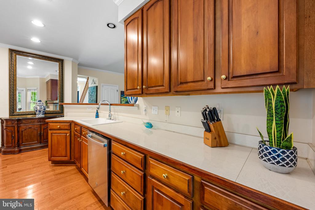 5447 Wooded Way