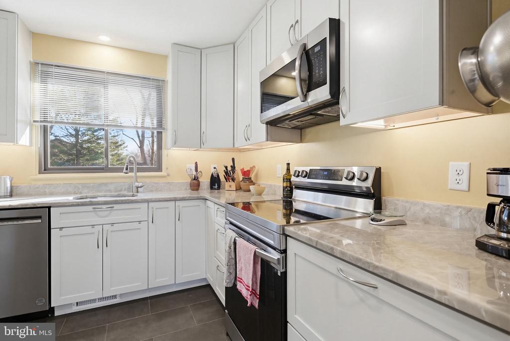 9534 CABOOSE COURT