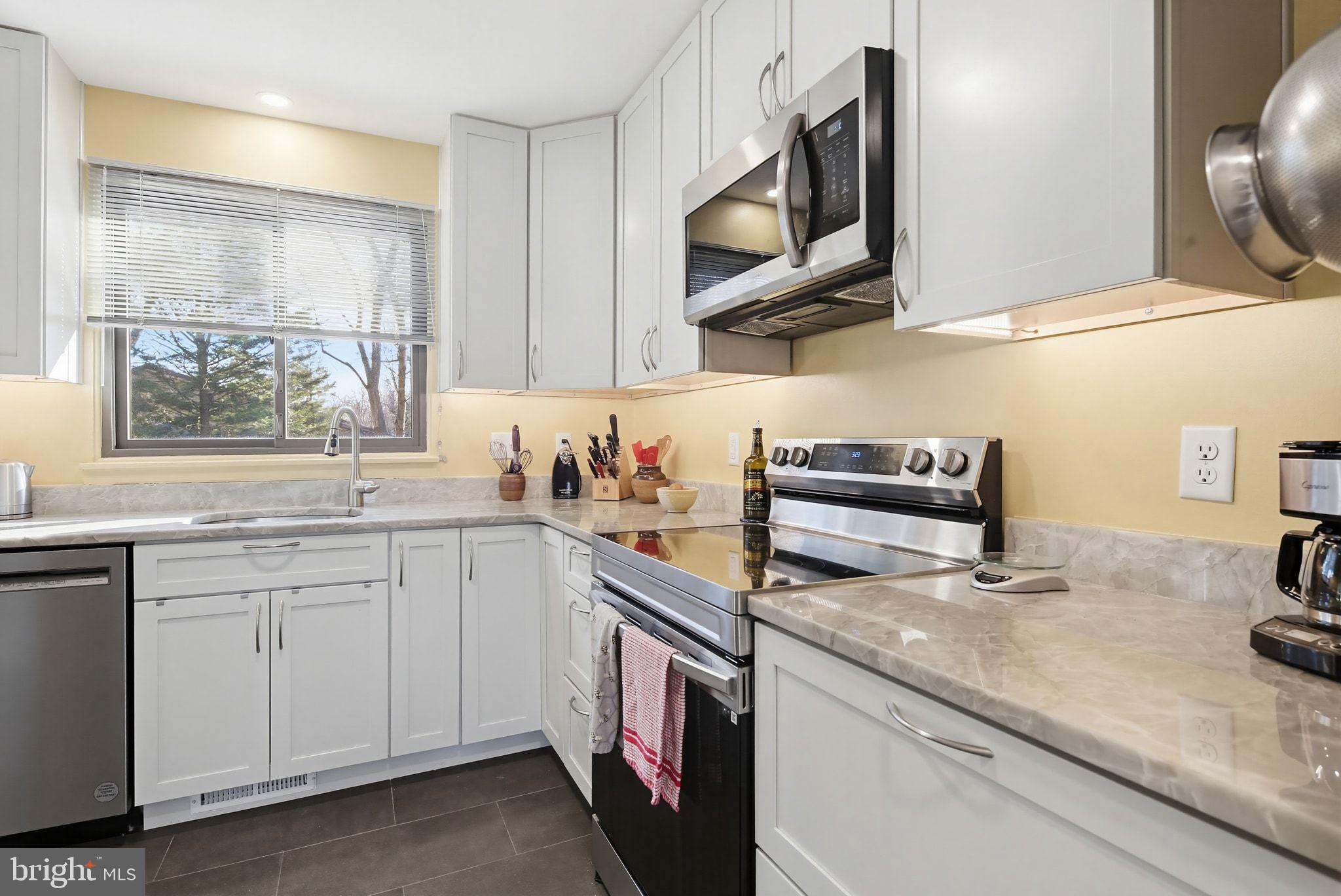 9534 CABOOSE COURT