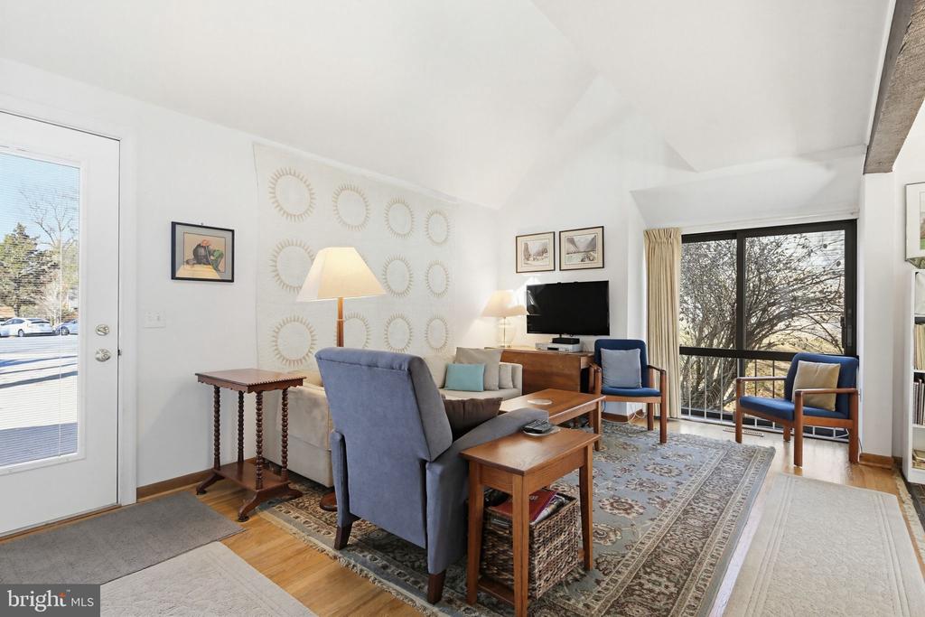 9534 CABOOSE COURT
