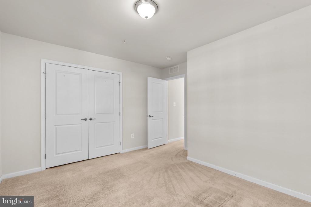 14606 Bentley Park Dr
