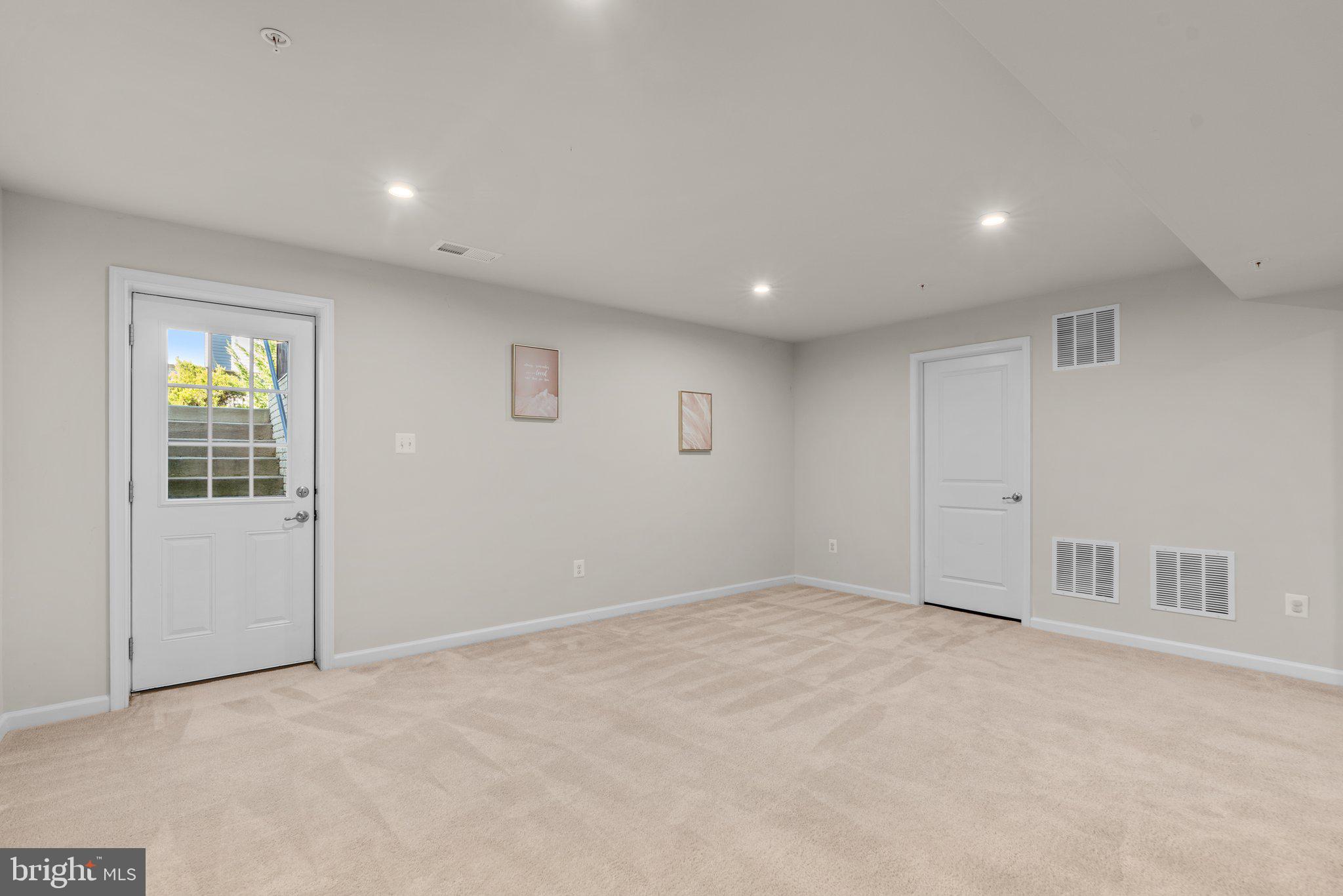 14606 Bentley Park Dr