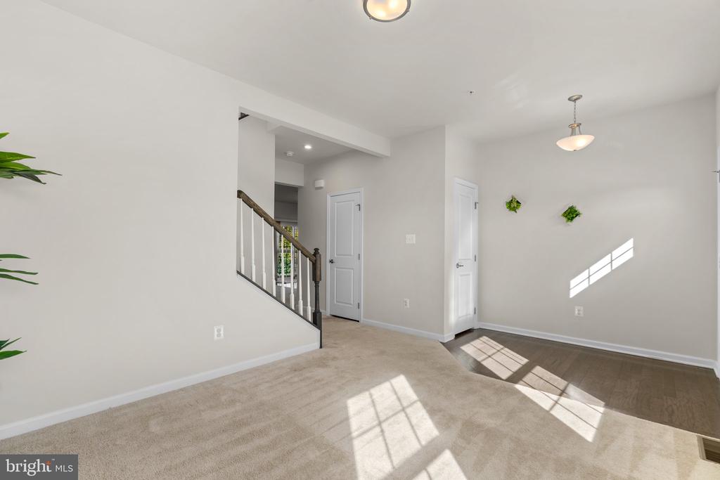 14606 Bentley Park Dr
