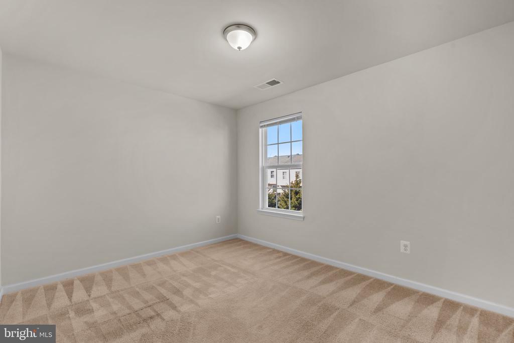 14606 Bentley Park Dr