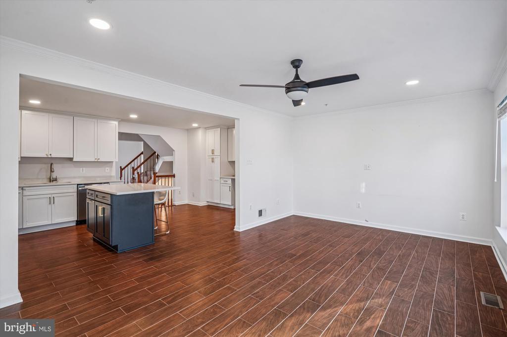 4617 WESTON PLACE