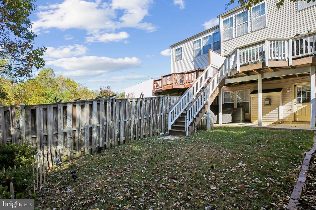 4617 WESTON PLACE