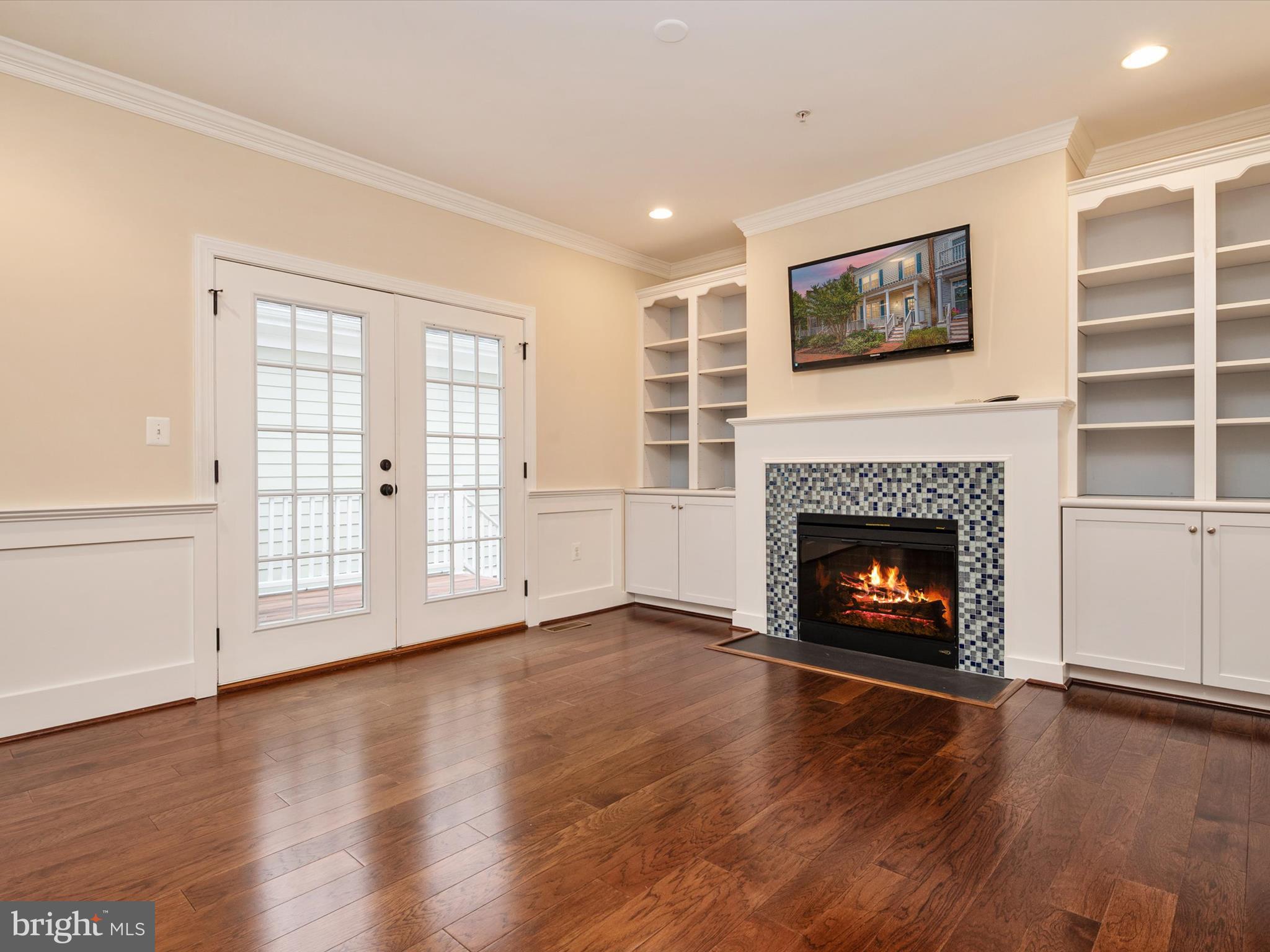 107 Gibson CIRCLE