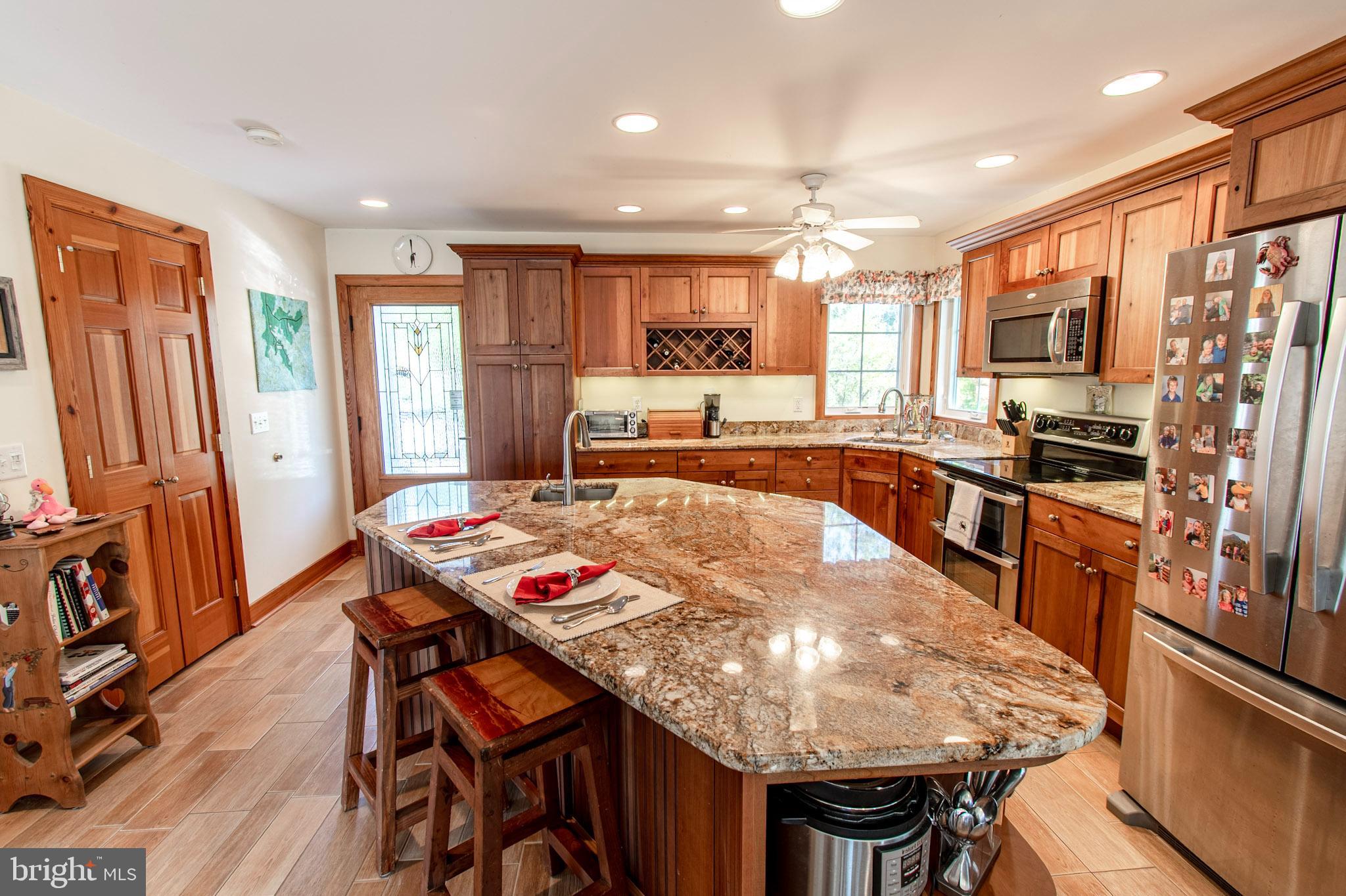 6271 NEAVITT MANOR ROAD