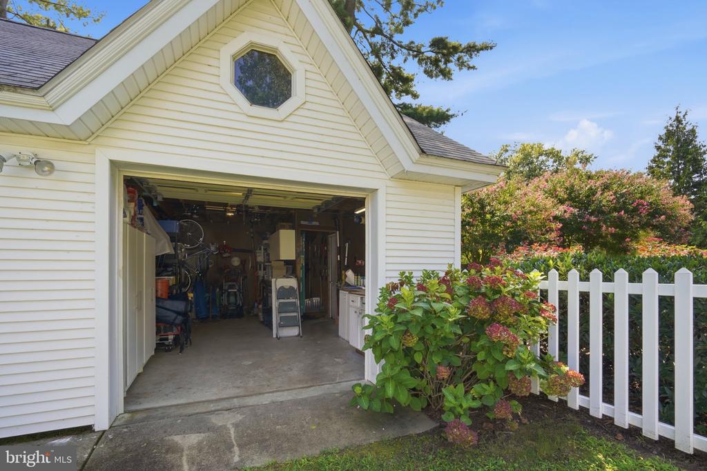 21939 SHERWOOD LANDING ROAD