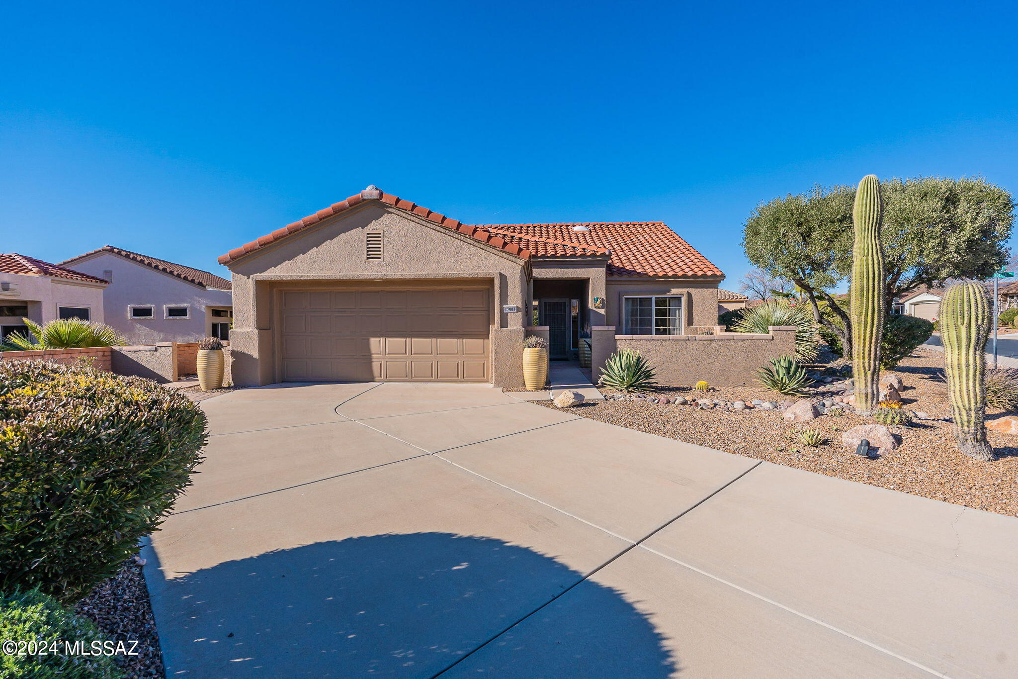 13883 N Lobelia Way