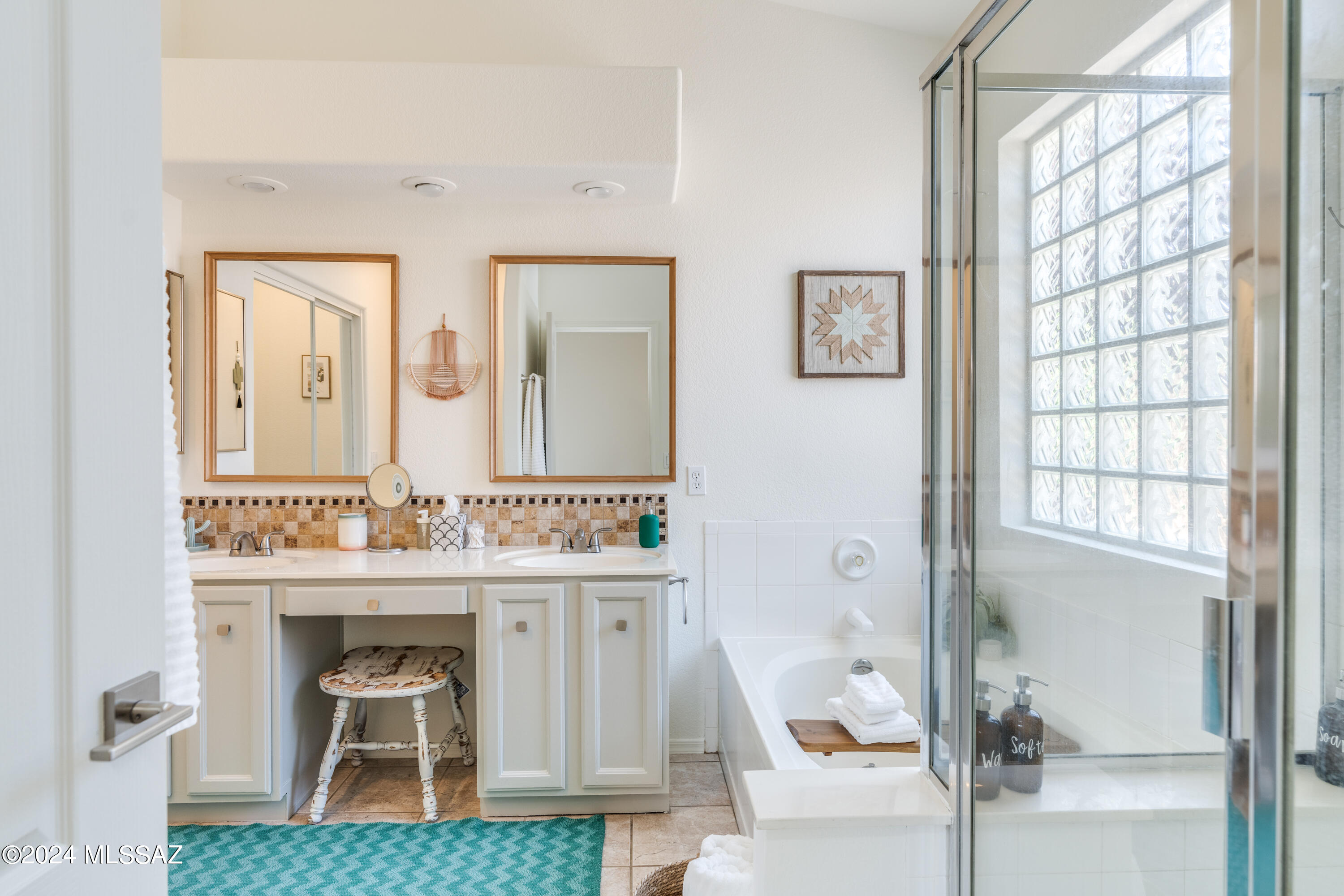 12254 N Sterling Avenue