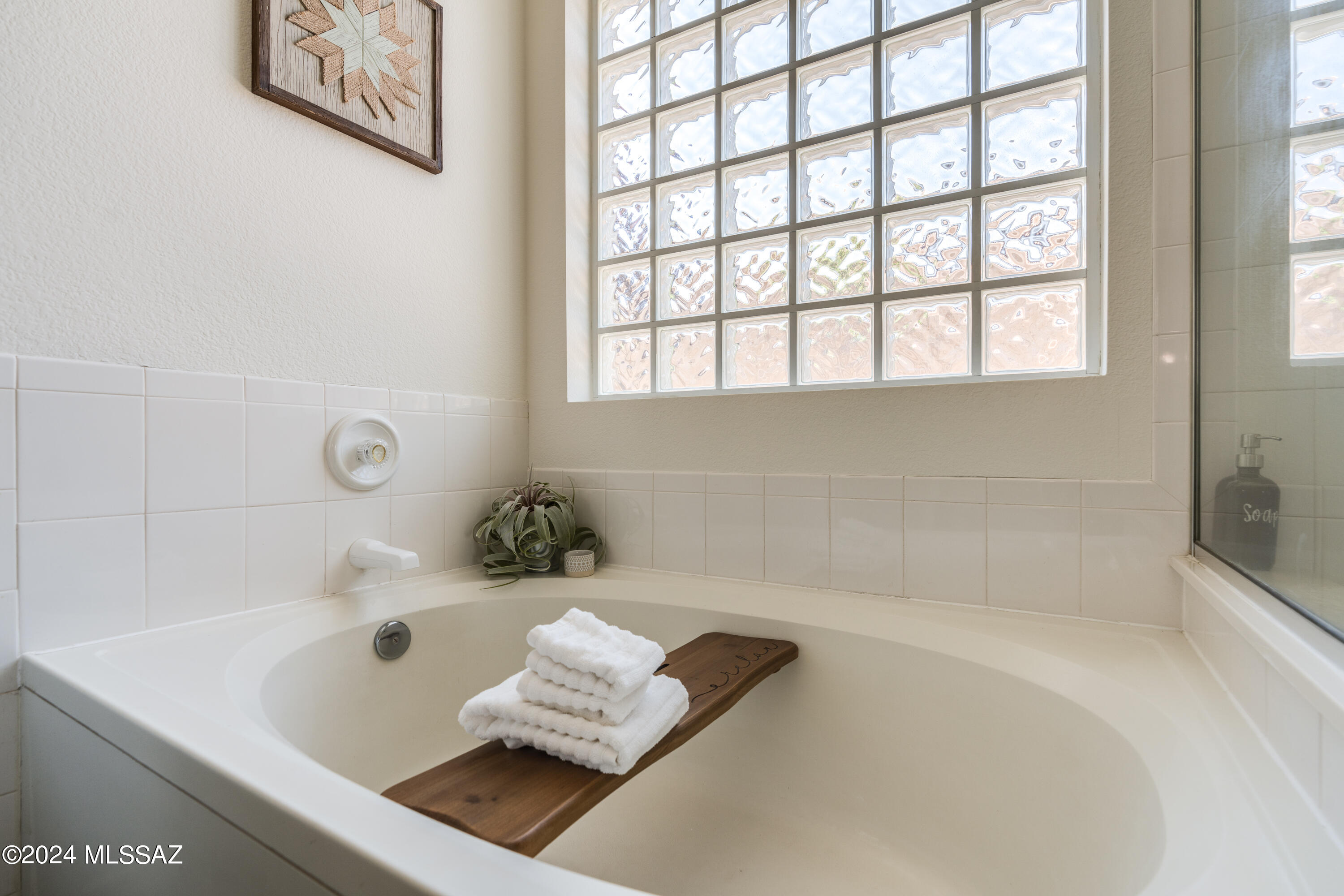 12254 N Sterling Avenue