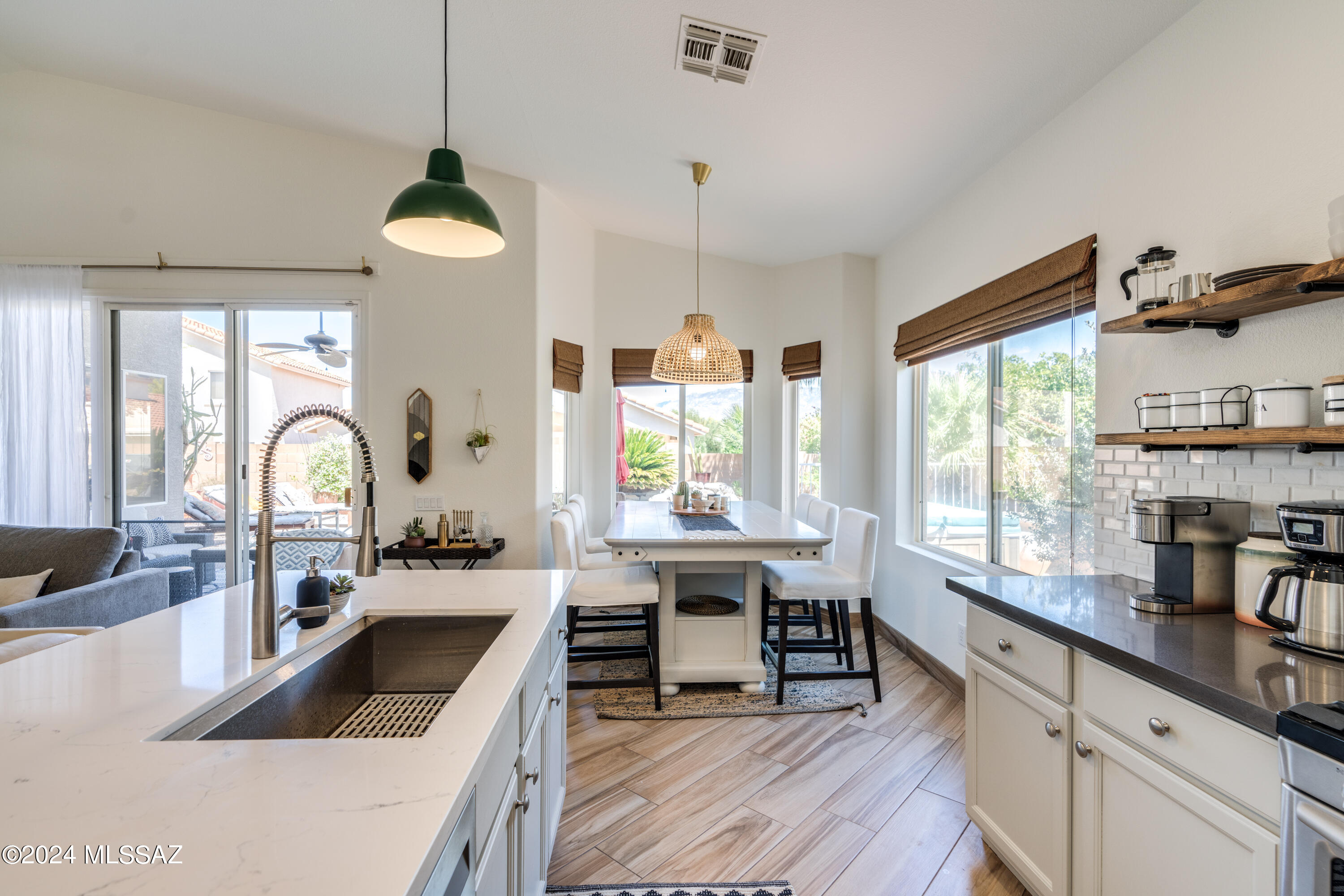 12254 N Sterling Avenue