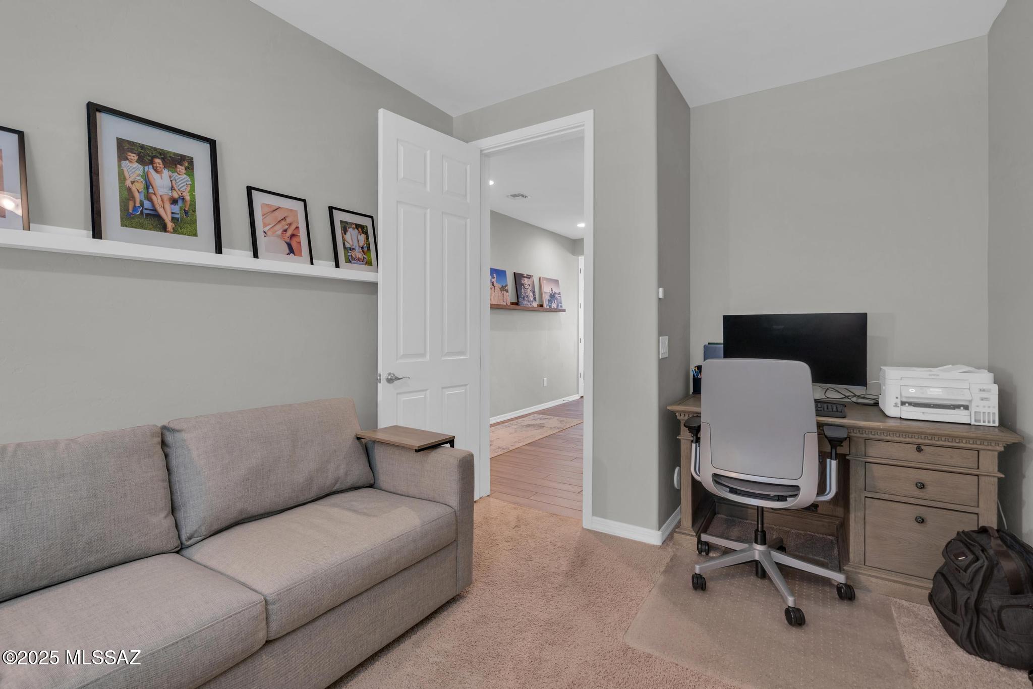 10865 W PLEASANT VIEW Drive