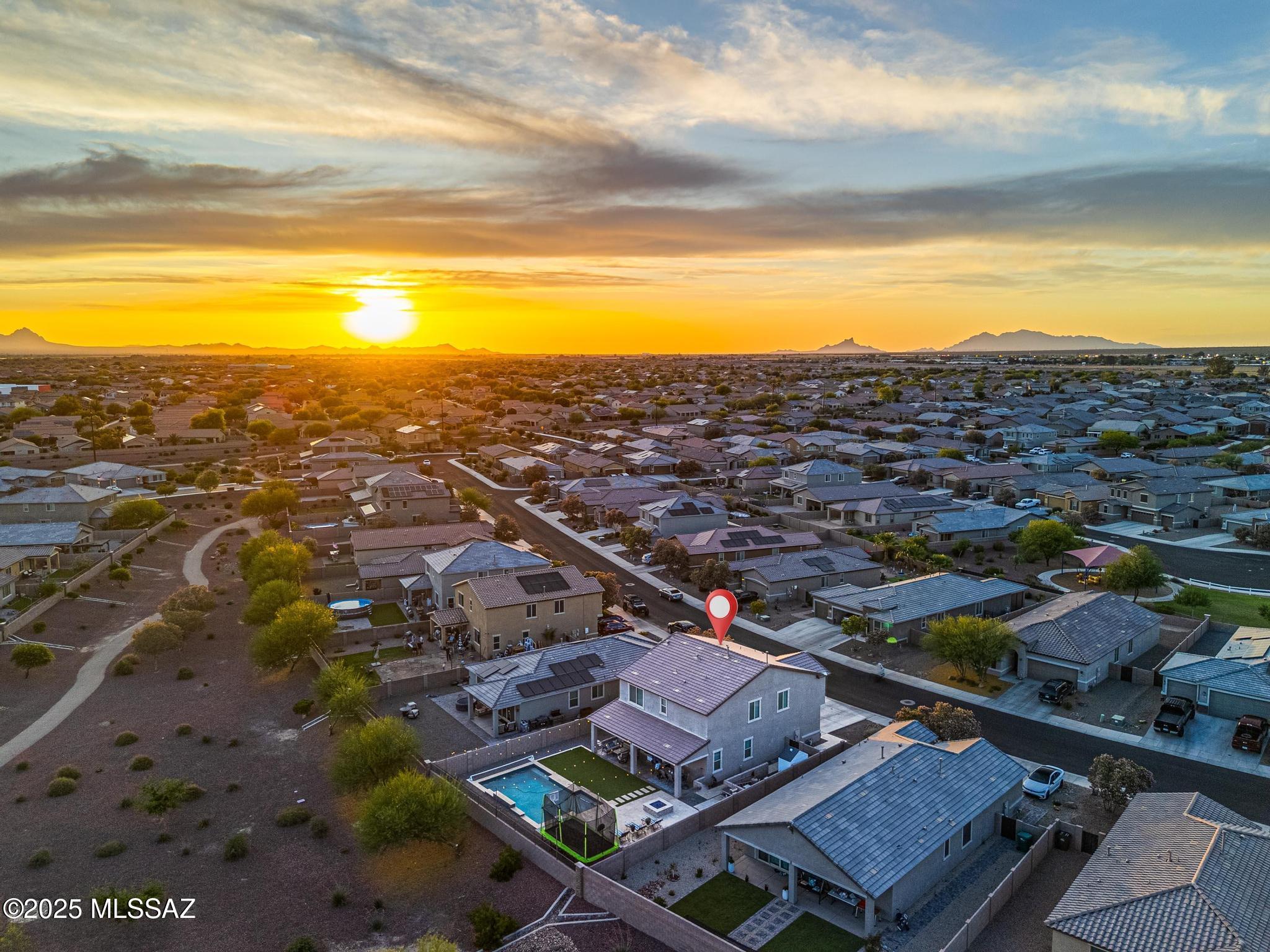 10865 W PLEASANT VIEW Drive