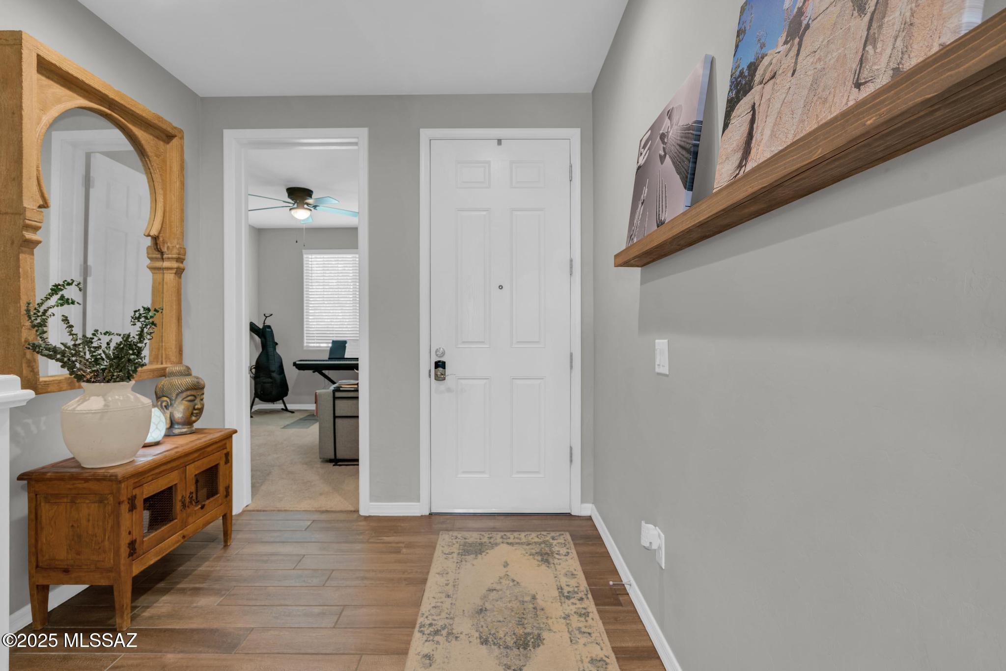 10865 W PLEASANT VIEW Drive