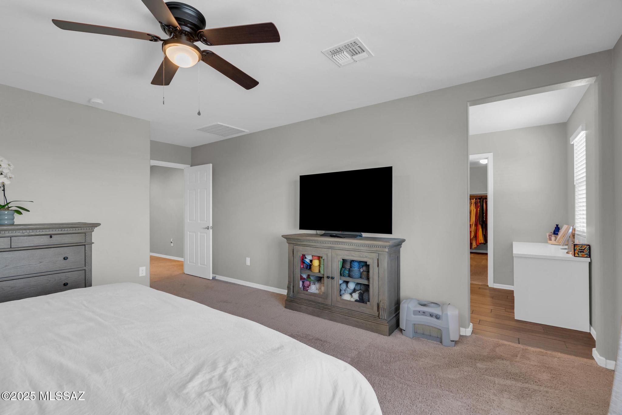 10865 W PLEASANT VIEW Drive