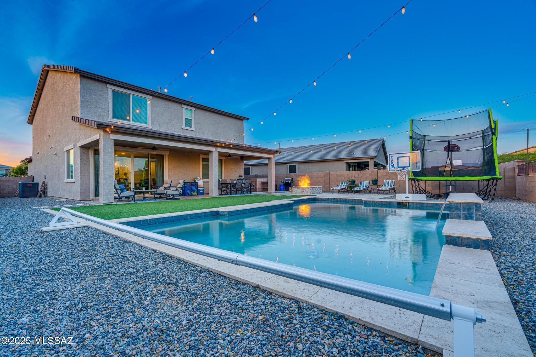 10865 W PLEASANT VIEW Drive