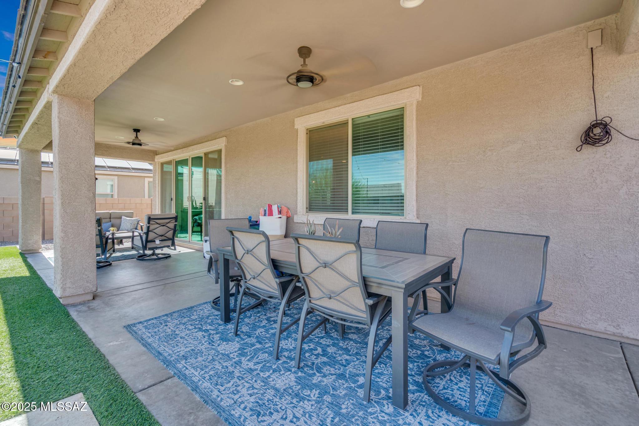 10865 W PLEASANT VIEW Drive