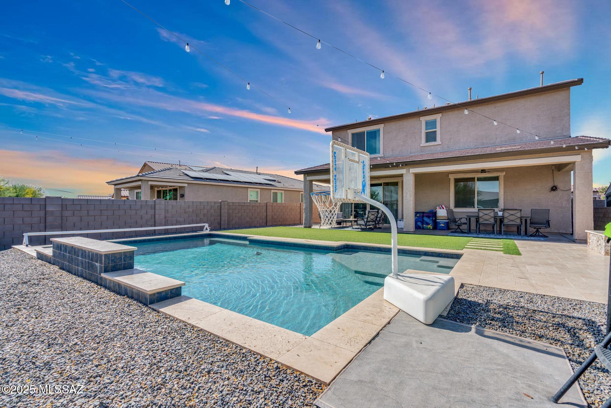 10865 W PLEASANT VIEW Drive