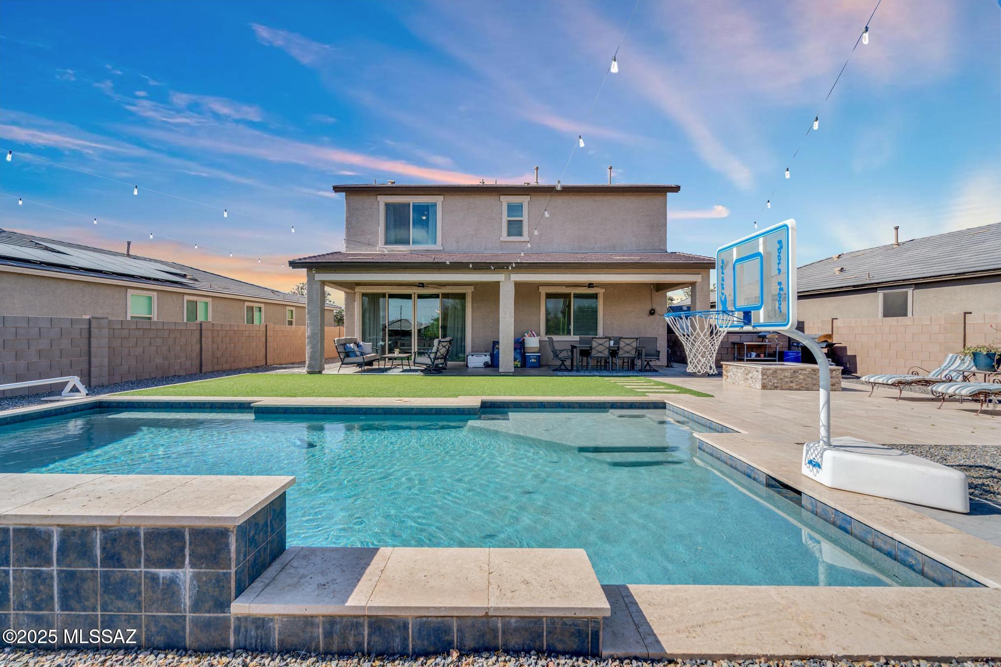 10865 W PLEASANT VIEW Drive