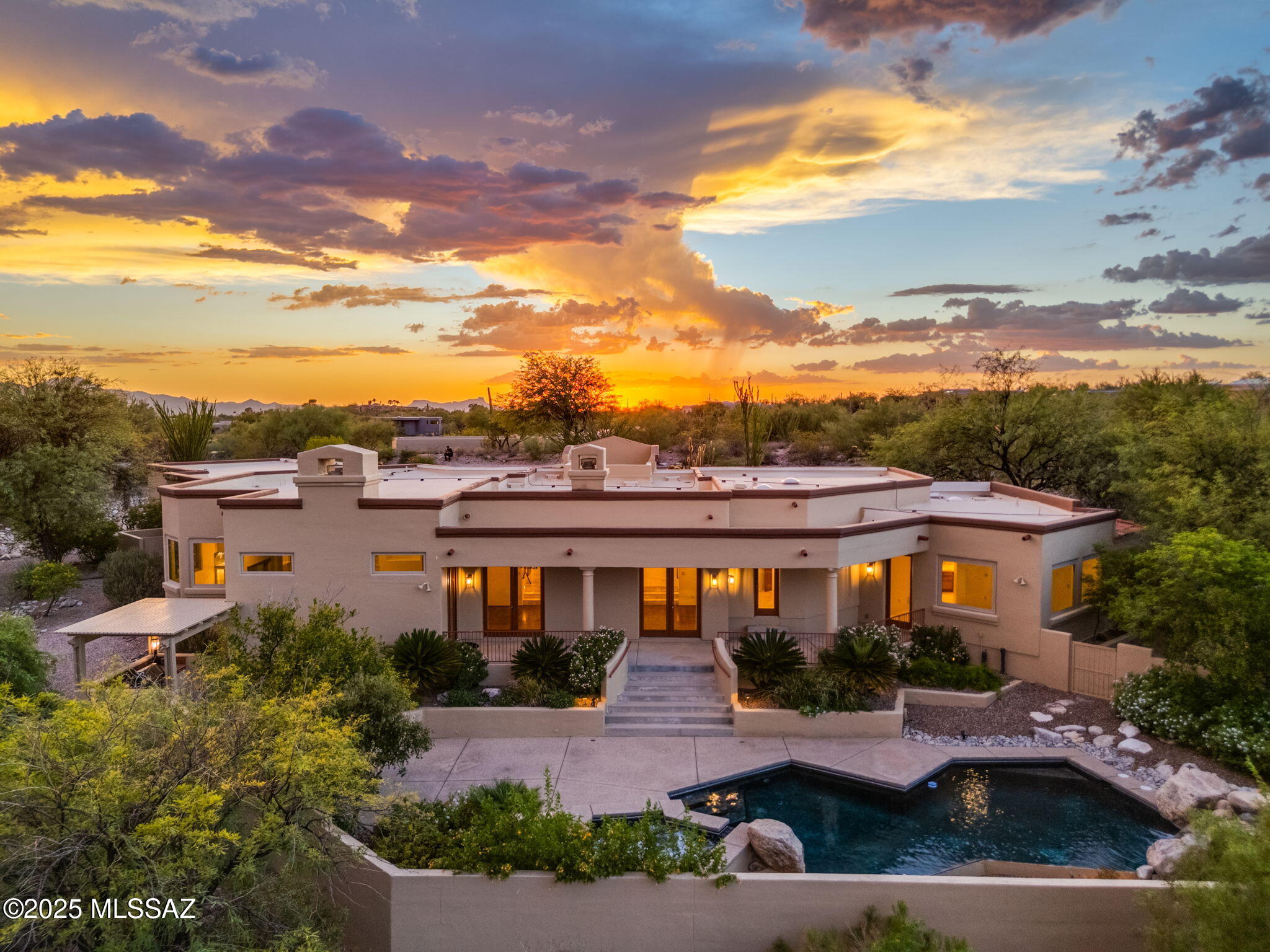 5096 N Avenida De Castilla