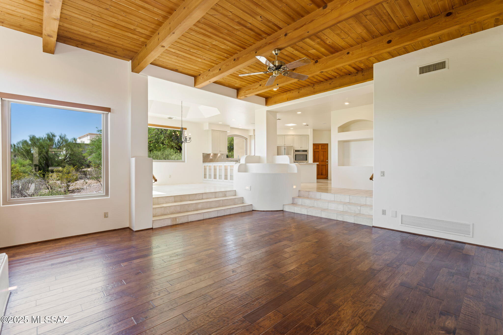 5096 N Avenida De Castilla
