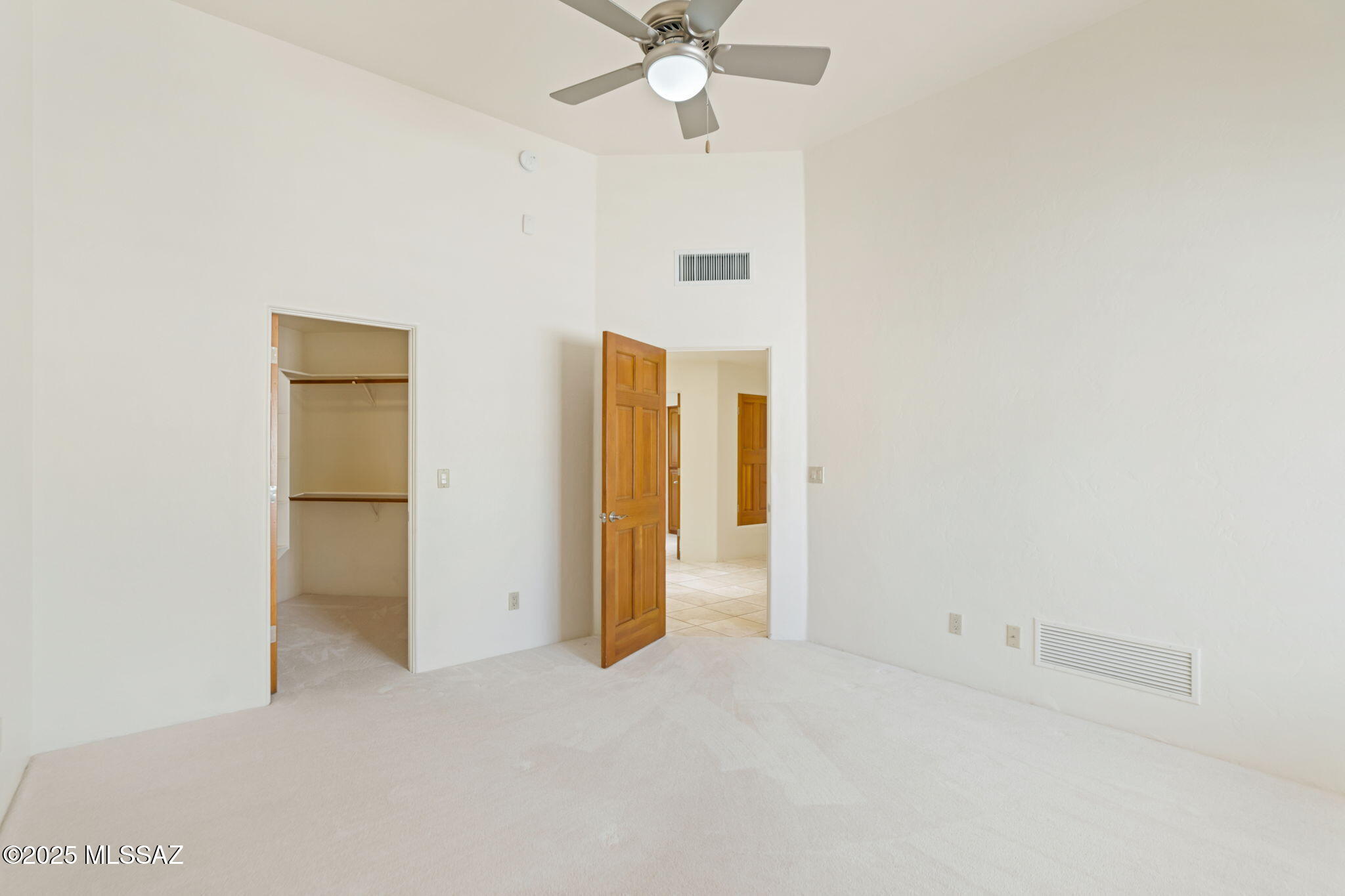 5096 N Avenida De Castilla