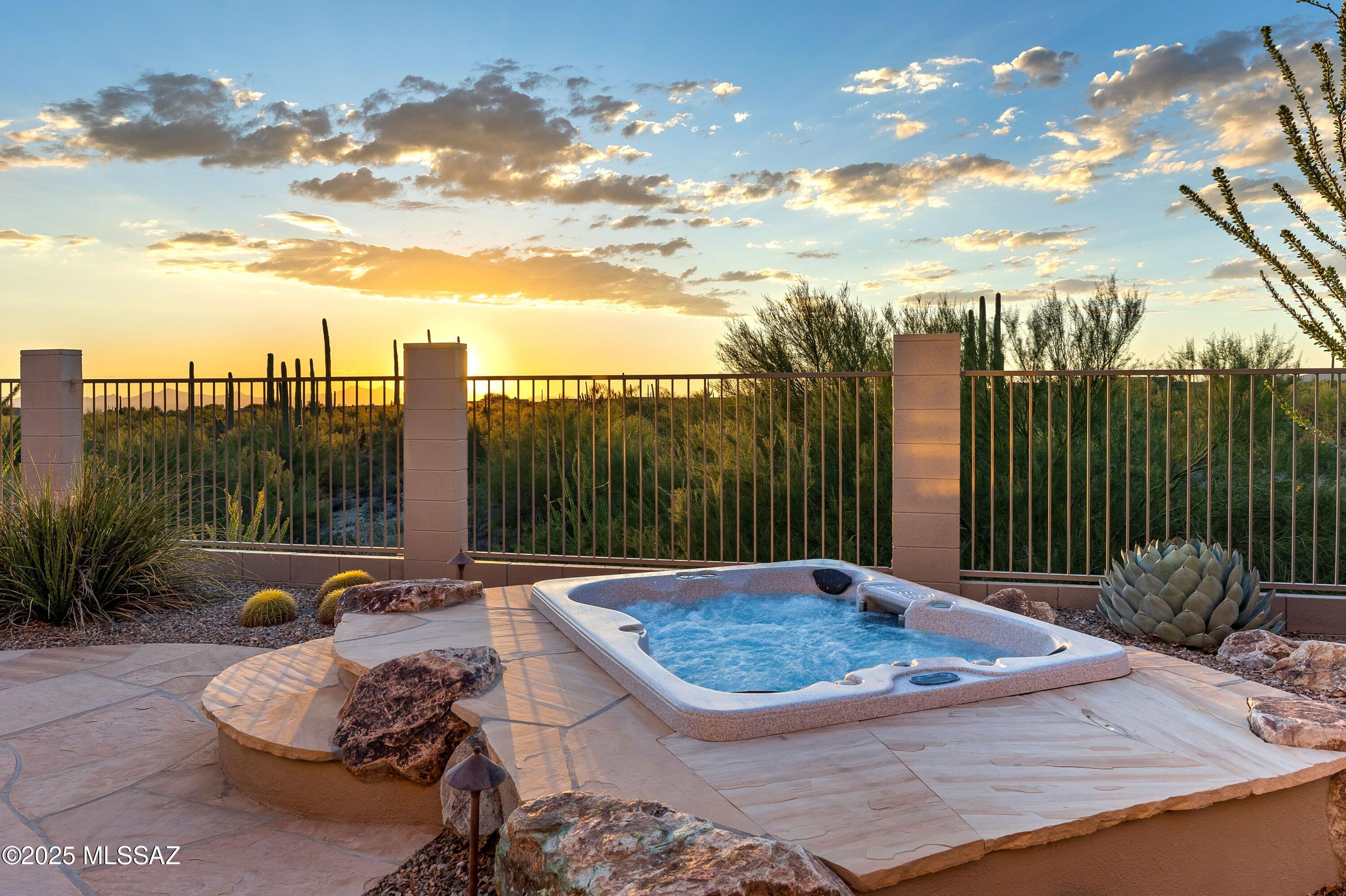 12433 N Golden Mirror Drive