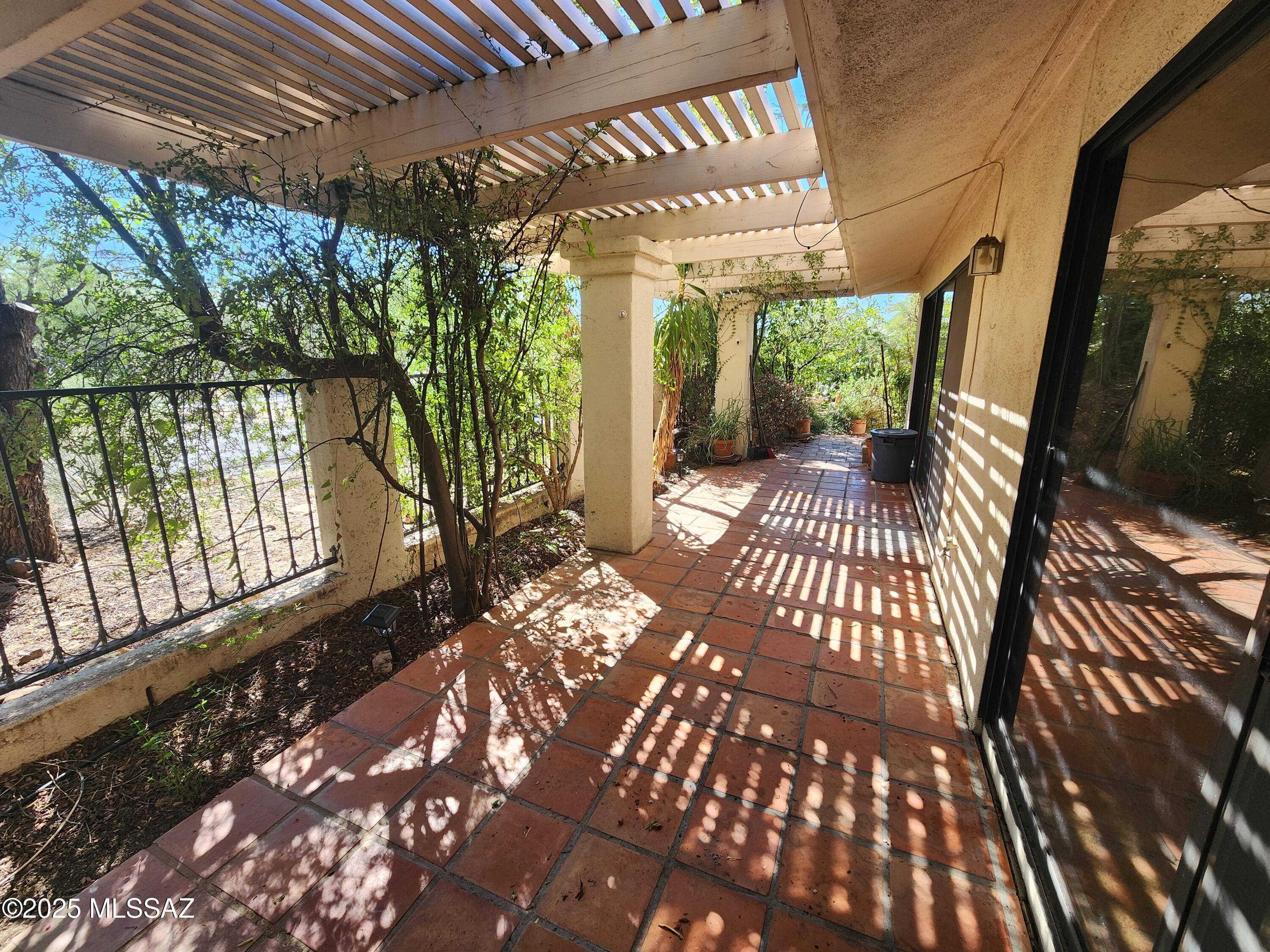 3902 E Via Del Verdemar