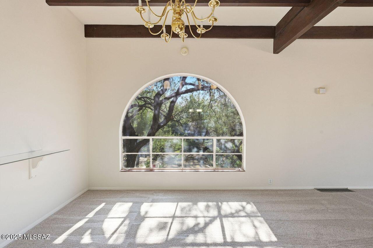 4730 E Apple Valley Drive