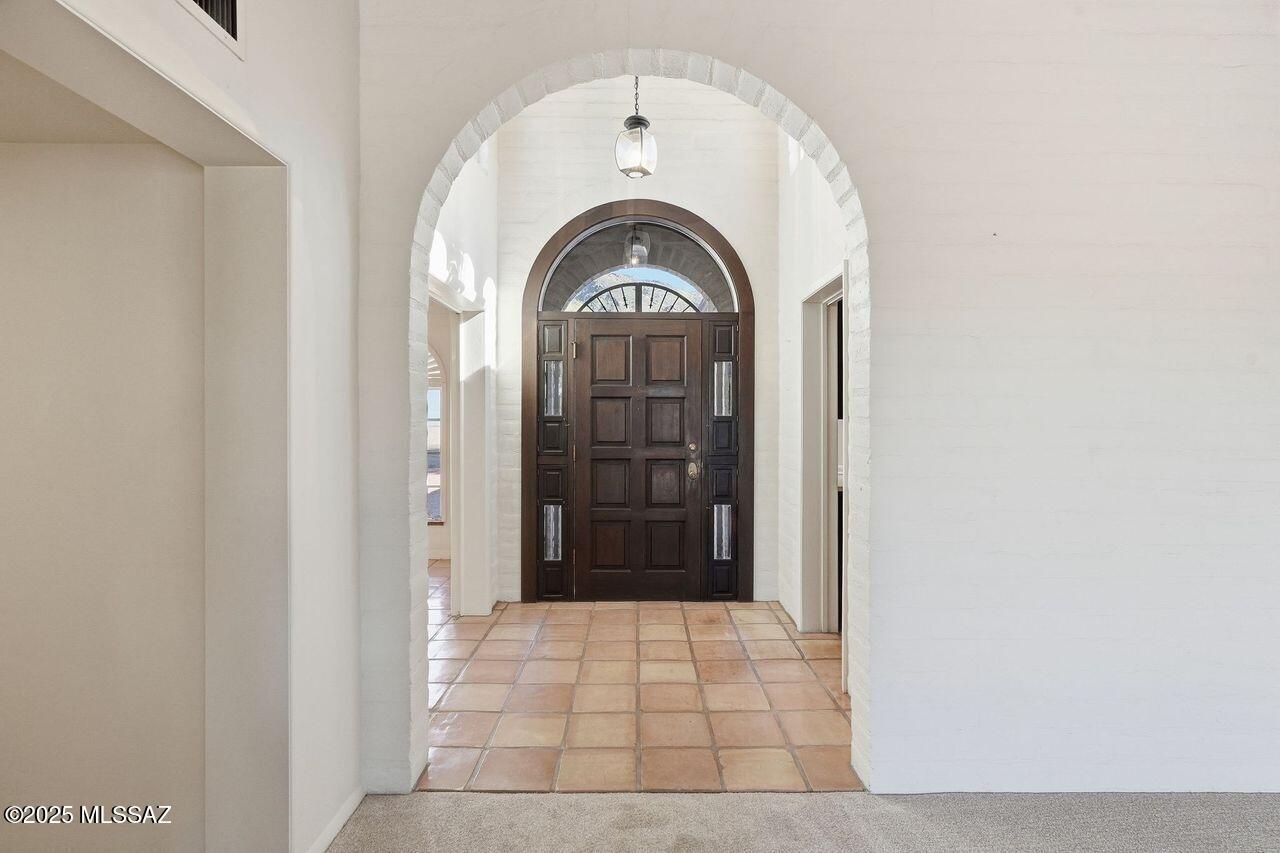 4730 E Apple Valley Drive