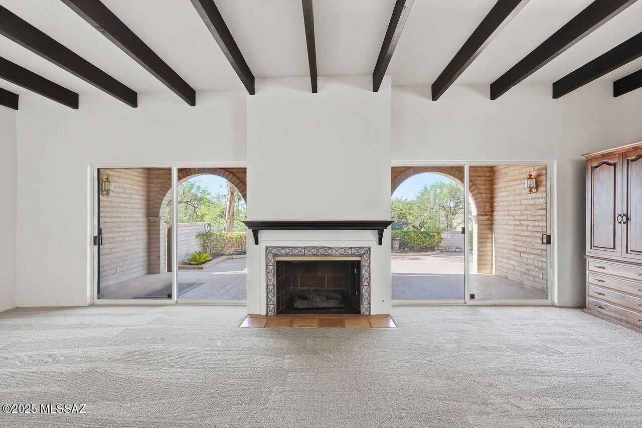 4730 E Apple Valley Drive